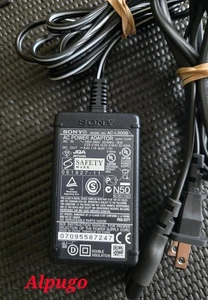 SONY AC Adapter AC-L200B Same As: L200, L200A, L200C L200F/P 8.4V 1.7A ~Genuine~ - Picture 1 of 3