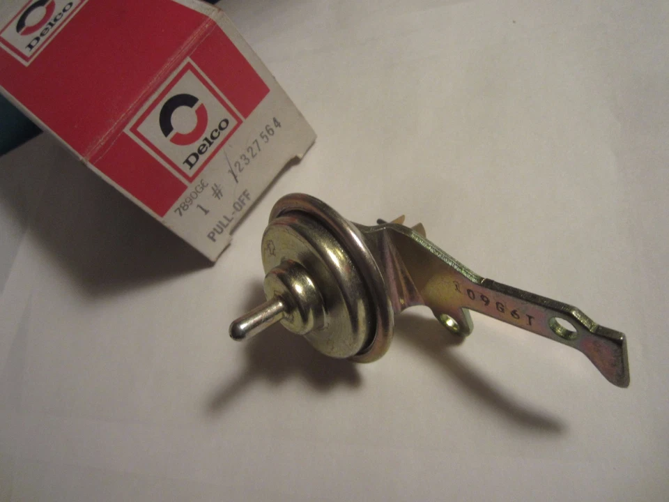  65 66 67 68 69 70 71 72 73 74 78 - 81 Chrysler Dodge camión Holley choke pulloff Foto 1 de 1