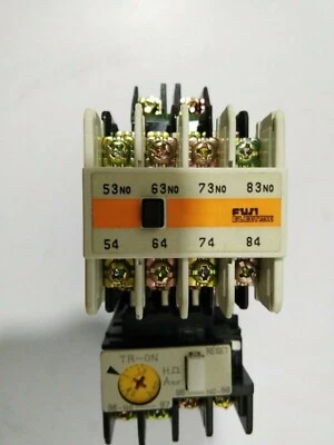 Contatto Ausiliario Fuji Electric SZ-A40 + SC-03 + TR-ON - Immagine 1 di 4