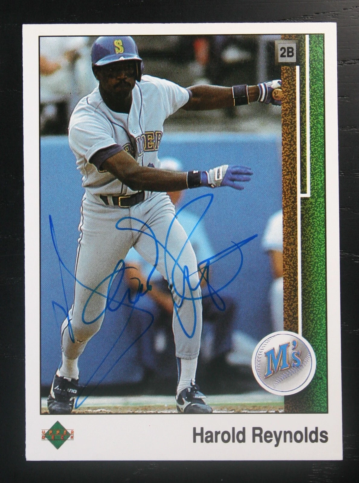 AUTOGRAPHED - Harold Reynolds Upper Deck #249 Seattle Mariners 1989