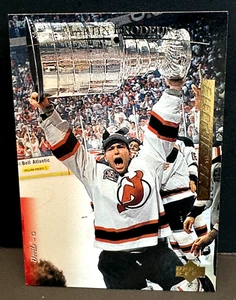 Martin Brodeur 1995-96 Upper Deck Electric Ice Gold Parallel SP #211 Devils HOF - Picture 1 of 2