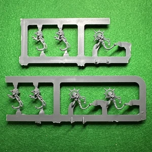 Warhammer 40k Space Marines Servo Skull Skulls Parts Bit Lot Games Workshop 🟢 - Picture 1 of 6