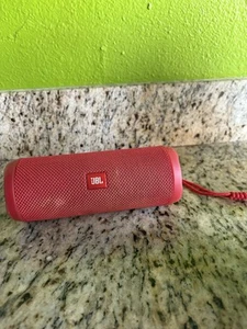 JBL Flip 4 Black Wireless Bluetooth Rechargeable USB/AUX Portable Audio Speaker - Picture 1 of 4
