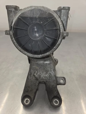 Audi A5 Premium Plus 2010 motor de 2,0 L soporte de montaje lateral derecho OEM Foto 1 de 4