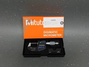 Mitutoyo 293-340-30 Digimatic Digital Micrometer Coolant Proof 0-25mm 0-1" - Picture 1 of 1