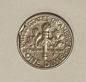 1990P Roosevelt dime reverse cud die break error, (CU-10C-1990P-03R) circ NR - Picture 1 of 2
