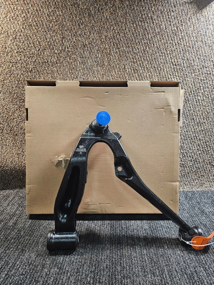 CARQUEST 820-94975B 控制臂和球接头组件适用于 99-04 GMC Sierra 2500 — 第 1/4 张图片