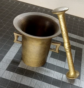 Antiker schwerer massiver Messing Mörser und Stößel Apotheke Apotheker mystisch magisch - Bild 1 von 13