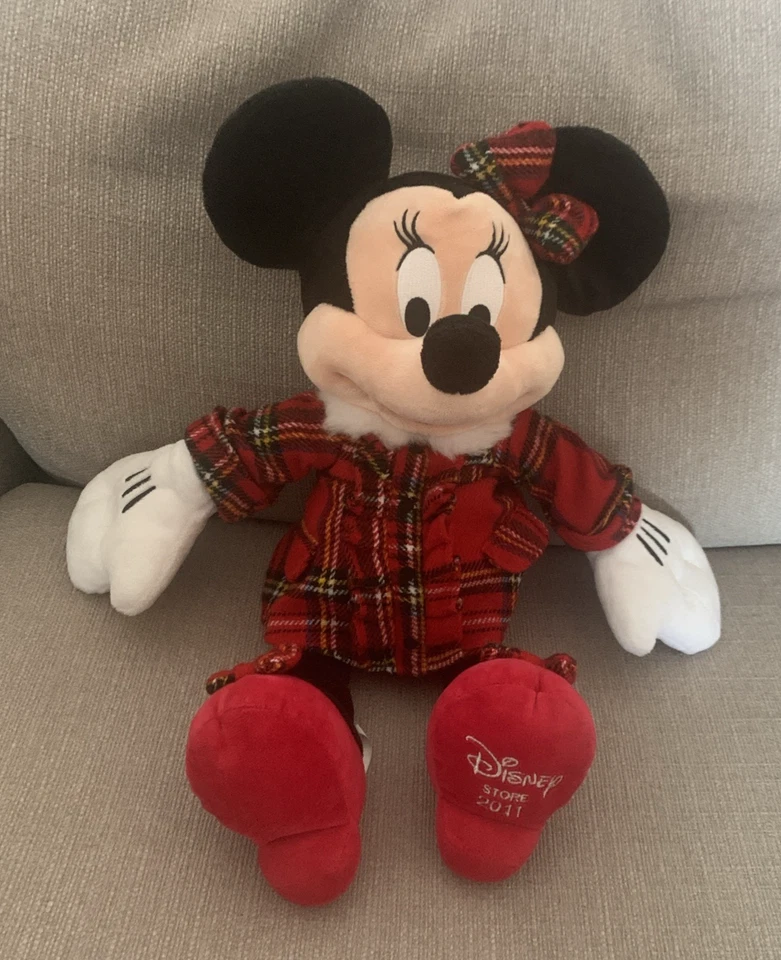 Disney Store 2011 Large Plush 16" Winter Outfit Holiday Plaid Minnie Mouse - Immagine 1 di 1