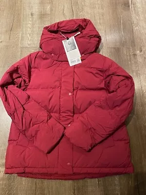 Lululemon Wunder Puff Jacket size 4 Pomegranate NWT - Image 1 of 3