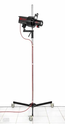 MULTIBLITZ Varispot-250 + MULTIBLITZ Spotvorsatz USPOT + Gleitträgerstativ MA231 - Bild 1 von 4