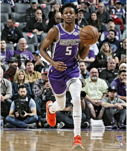 De'Aaron Fox Sacramento Kings Unsigned Dribbling Photograph Cover