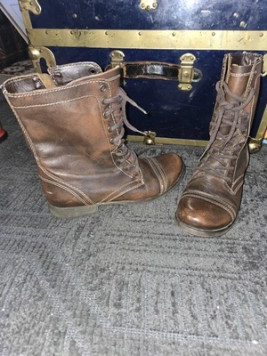 STEVE MADDEN 女式靴子 Troopa 皮革 9.5 米棕色 8 英寸帽鞋踝系带 — 第 1/4 张图片