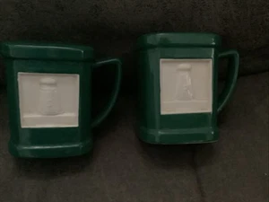 Shaker sale e pepe vintage a forma di tazza smaltata verde per piastrelle Roshco - Foto 1 di 4
