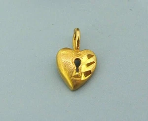Vintage 14K Yellow Gold Heart Lock Charm - Picture 1 of 3