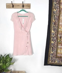 Abito Willow & Clay M rosa con volant manica corta blush avvolgente nuovo con etichette - Foto 1 di 5