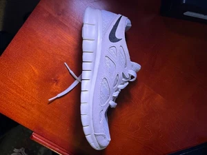 Zapatos para mujer Nike Free Run 2 talla 10 - hueso claro blanco - totalmente nuevos - Imagen 1 de 5