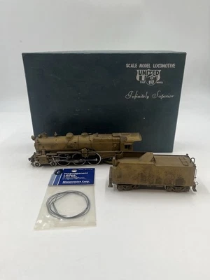 Pacific Fast Mail United Scale Models Pennsylvania 4-6-2 K-4 - Image 1 of 4