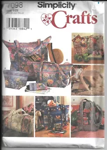 Uncut SIMPLICITY Crafts 7098 Sewing Pattern Quilted Bags and Eyeglasses Case - Picture 1 of 2