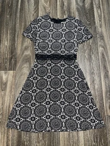 Burberry Geometric Kelsey Mid Length Dress 100% Silk Women’s s - Picture 1 of 8