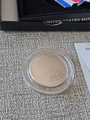 2014-S Baseball Hall of Fame Clad  Proof Commemorative Coin with COA / Box - Image 1 of 4