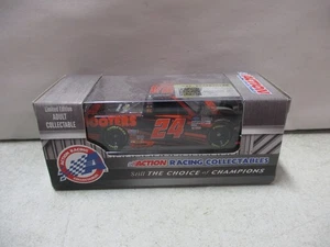 Action Chase Elliott Hooters Silverado 2020 1/64 - Imagen 1 de 3