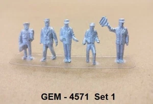 00/4MM / 1:76 JOHN DAY MODELS WHITE METAL FIGURES STATION STAFF ETC: - Picture 1 of 2