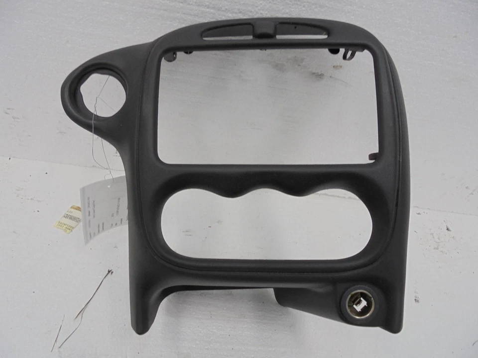 Pontiac Grand Am tablero central placa de ajuste radio calentador bisel 22723418 02 05 04 03 Foto 1 de 1