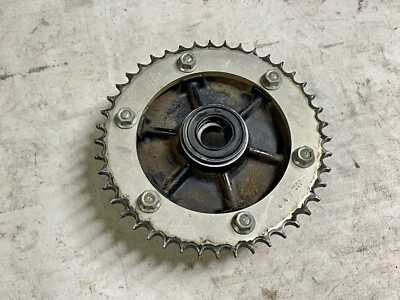 Kawasaki KE175 D 1981 buje de transmisión trasera fabricante de equipos originales con piñón 44T Foto 1 de 4