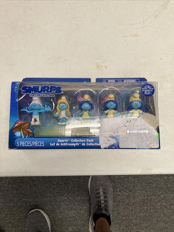 Smurfs Lost Village 5 piece figurine set Cover