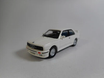 Minichamps 1:87 1986 BMW M3 Bianco Modello Pronto - Immagine 1 di 4