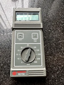 ExMoD USED SEAWARD RC750 MAINS RC TEST SET GWO - Picture 1 of 8