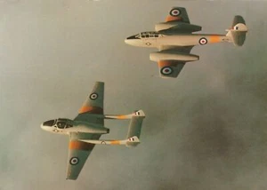 Military Aviation Postcard - DH.115 Vampire & Gloster Meteor Aeroplanes RR9822 - Picture 1 of 2