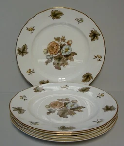 Royal Worcester DORCHESTER SCALLOPED Dinner Plates SET OF FIVE More Here - Picture 1 of 4