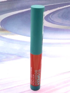 Maybelline New York Green Edition rubor labial bálsamo 010 sándalo - Imagen 1 de 3