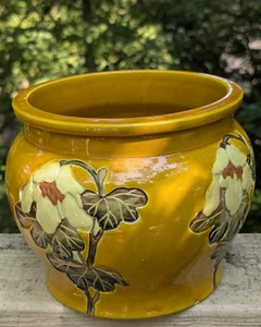 VINTAGE CERAMIC HAND PAINTED CACHEPOT JARDINIERE FLORAL RELIEF DECORATION - Picture 1 of 17