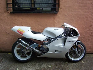 HARRIS YAMAHA YZR500 OWC1 RACE BIKE 1992 - Picture 1 of 12