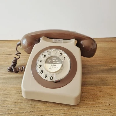 Vintage BT 8746R Rotary Dial Telephone Brown Grey 70's Landline Classic Phone - Image 1 of 4