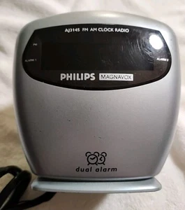 Philips Magnavox Dual Alarm Clock Am Fm Radio AJ3145 FM AM Alarm Clock Philips - Picture 1 of 16