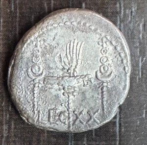 MARC ANTOINE - DENIER DE LA LÉGION (32-31) - PATRAE? LEG XX - Picture 1 of 2