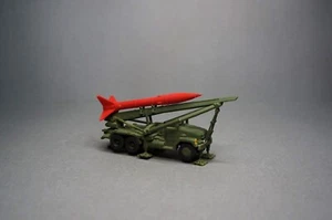 Lanzacohetes Honest John M-139 verde 1/144 EE. UU. - Imagen 1 de 3