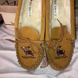 AMIMOC Martino Women’s Moccasin Sz 6 Indian Tan Suede Rare Brand New In Box!!! - Picture 1 of 19