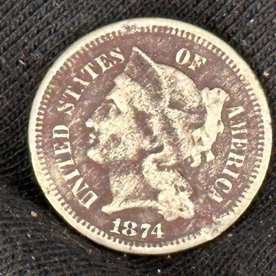 1874 3 CENT NICKEL PIECE - Image 1 of 2