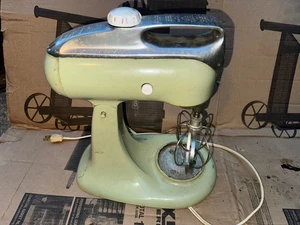 Vintage Hobart KitchenAid Avocado Grün 4C Standmixer Getestet mit Schneebesen - Bild 1 von 5