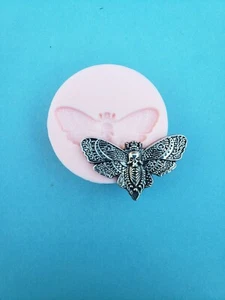 Skull Butterfly Silicone Mold for Resin, Candy, Fondant, Clay, Jewelry, A221 - Picture 1 of 5