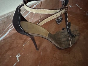 shoes - Picture 1 of 5