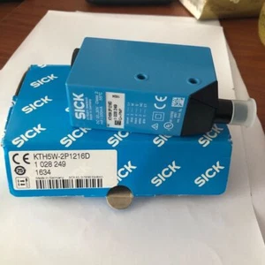 one new for SICK KTH5W-2P1216D Color mark sensor Fast Delivery - Picture 1 of 3