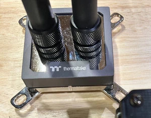 Thermaltake Pacific W8 CPU Cooling Block with Pumps Radiators, Fans and Liquid - Picture 1 of 5
