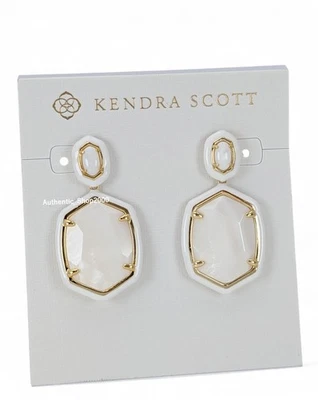 Nuevos Pendientes Colgantes 100% Auténticos KENDRA SCOTT Blanco Madreperla Marco Daphne Foto 1 de 4
