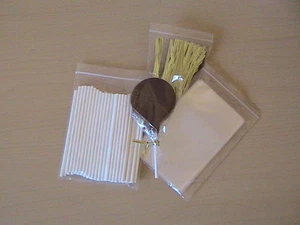 50 x 89mm 3.5" PLASTIC LOLLIPOP STICK KIT CAKE POP 3" X 5" BOLSOS DE VIOLONCHELO LAZOS DE TORSIÓN - Imagen 1 de 8